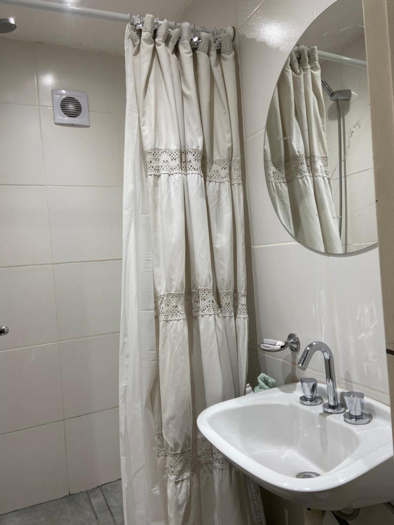 Mendoza 3 Dormitorios Con Balcones Y Alem Chic Monoambiente Y Mendoza Estudio Para 1 3 Apartamentos Eksteriør bilde